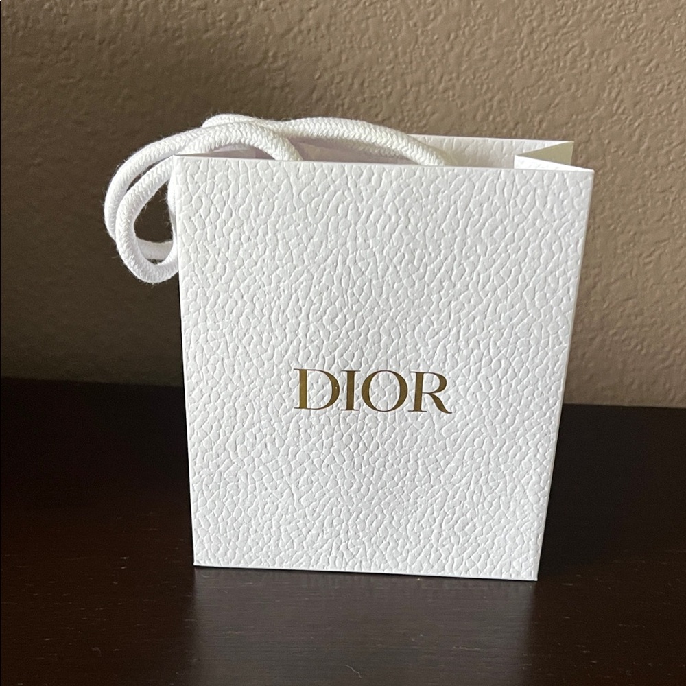 Dior mini paper shopping/gift bag white and gold